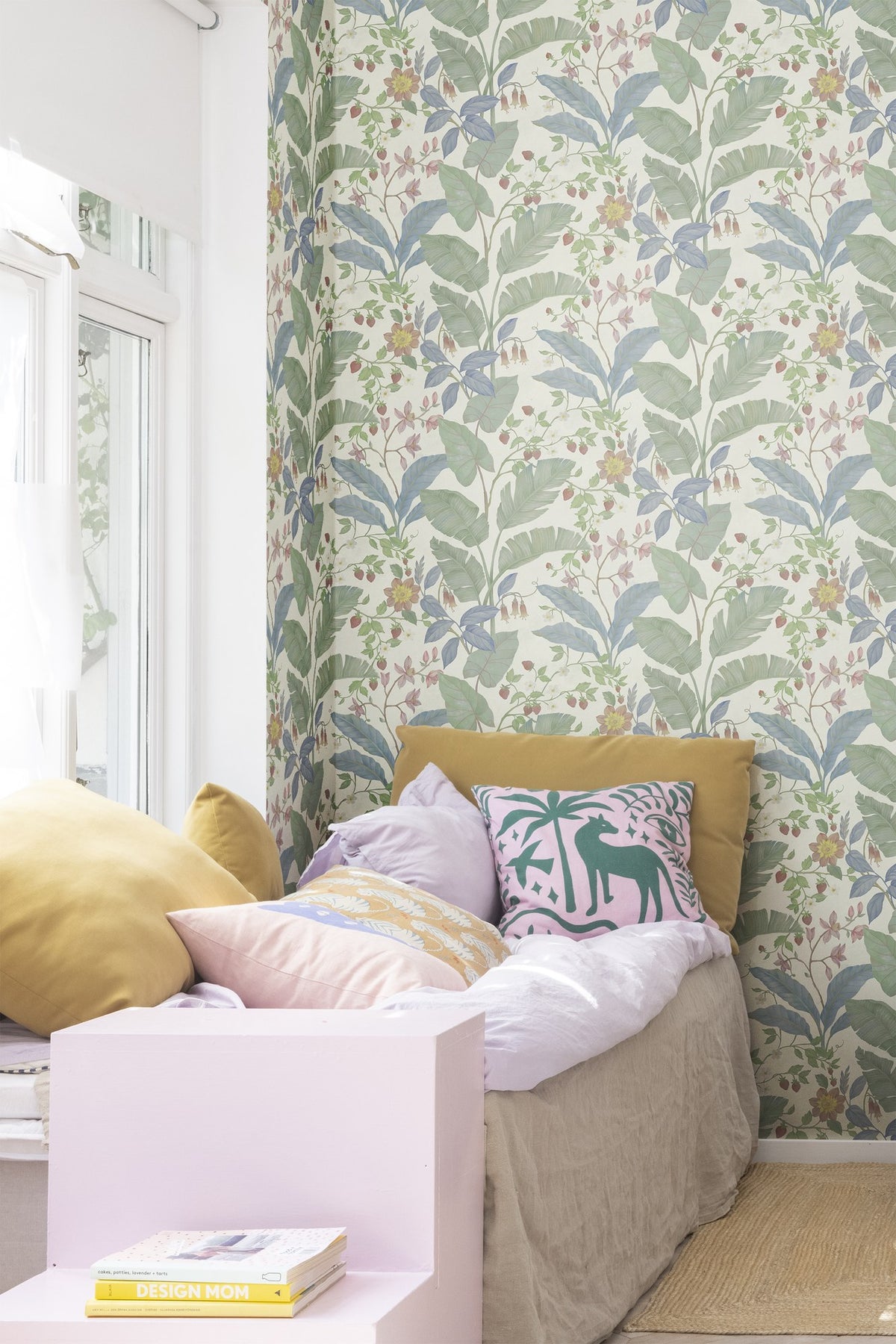 R18073 Strawberry Lane Ivory Dreamland Wallpaper by Rebel Walls