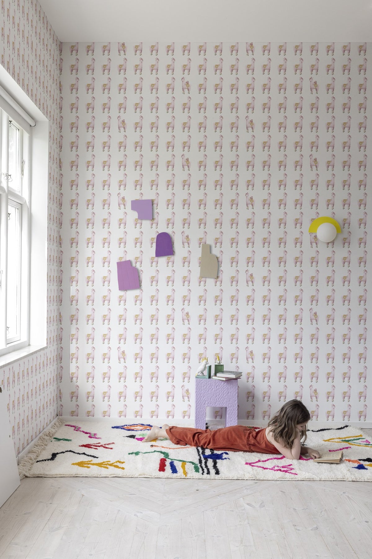 R18131 Alpaca Rebel Pink Dreamland Wallpaper by Rebel Walls