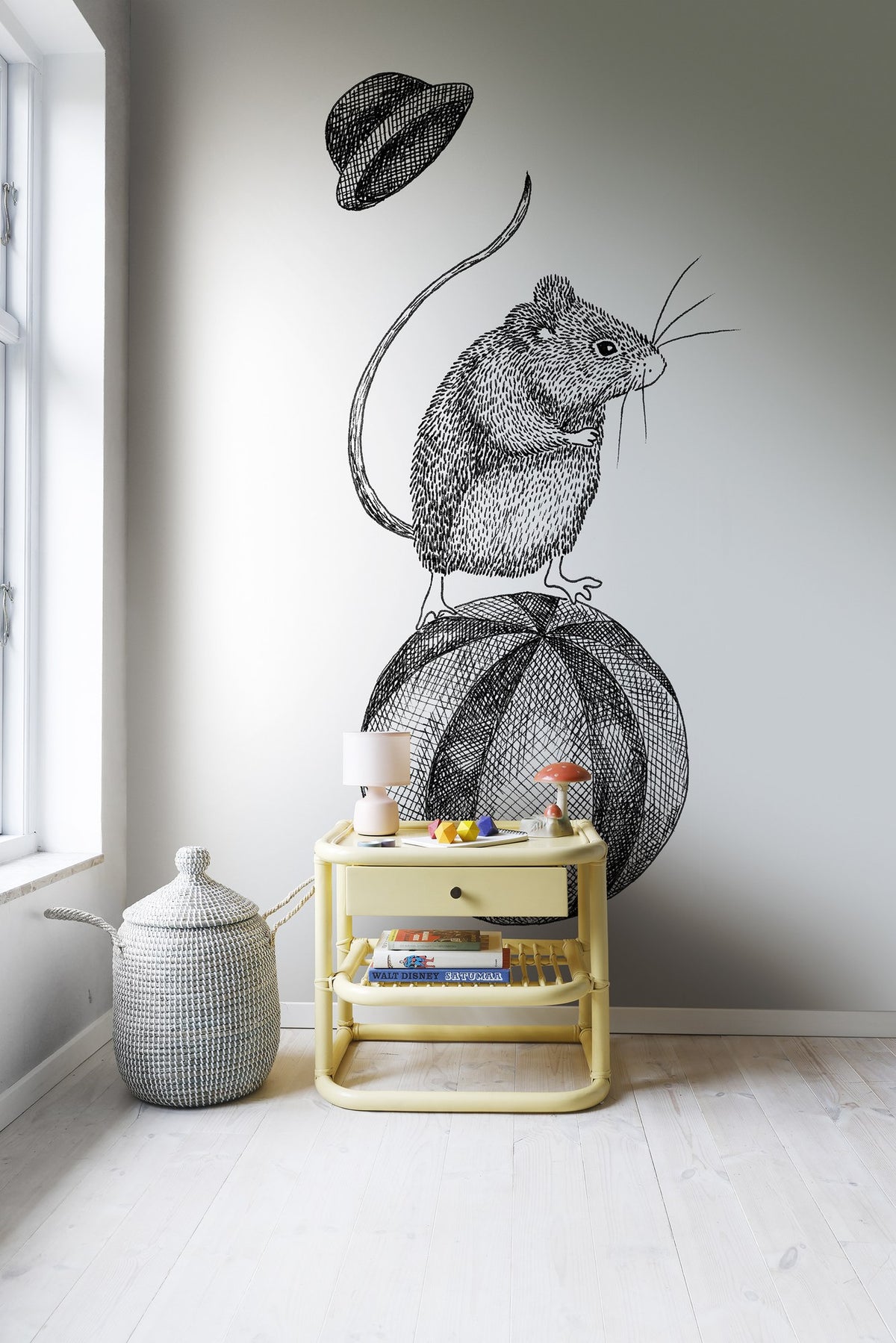 R18201 Circus Animal Maximus Dreamland Mural by Rebel Walls