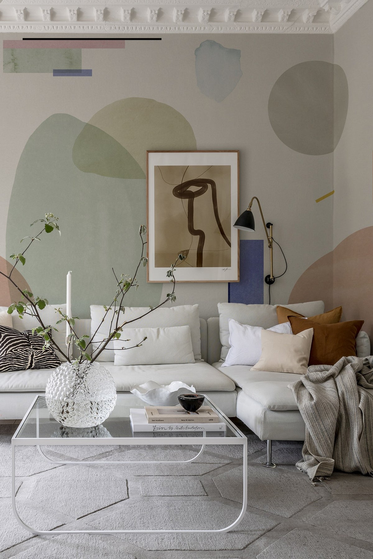 R18361 Geometry Pastel Simplicity Mural by Rebel Walls