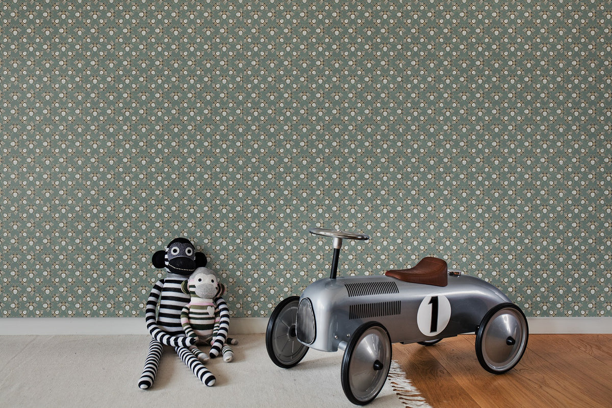 R18569 Small Jewel Wings Emerald Green Pops Wallpaper by Rebel Walls