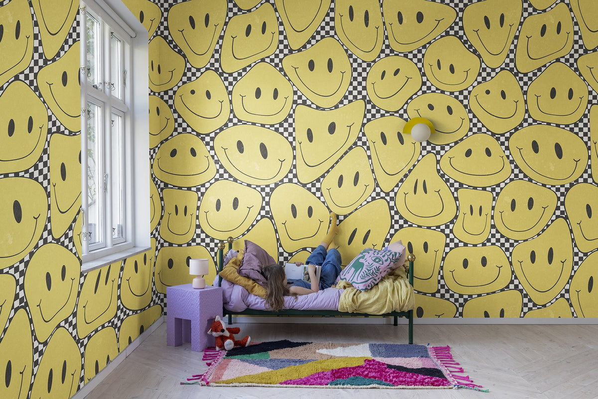 R19380 Happy Rebel Sunshine Chess Pops Mural by Rebel Walls