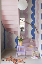 R19422 Wobbly Blue & Pink Maximalism Mural by Rebel Walls