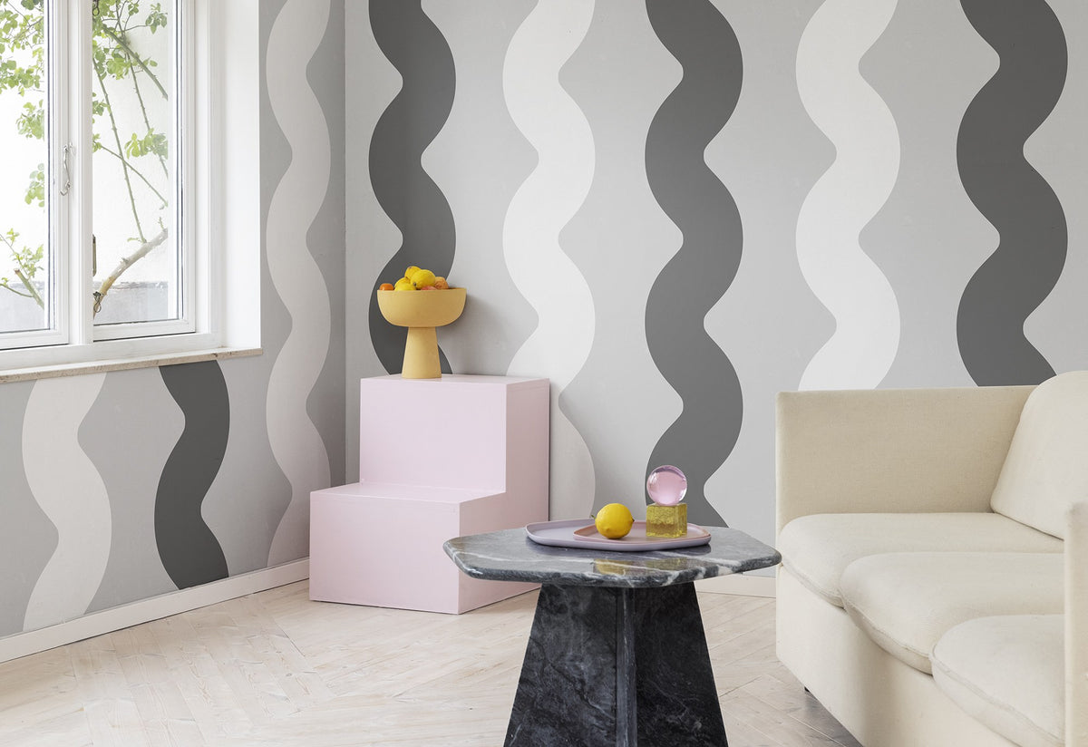 R19423 Wobbly Black & White Maximalism Mural by Rebel Walls