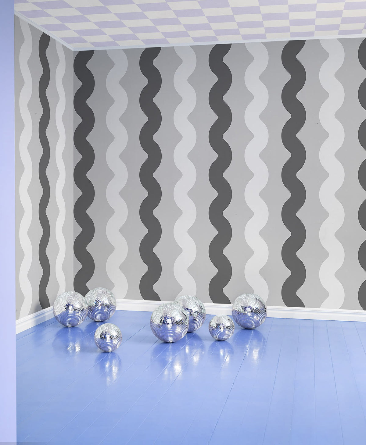 R19423 Wobbly Black & White Maximalism Mural by Rebel Walls