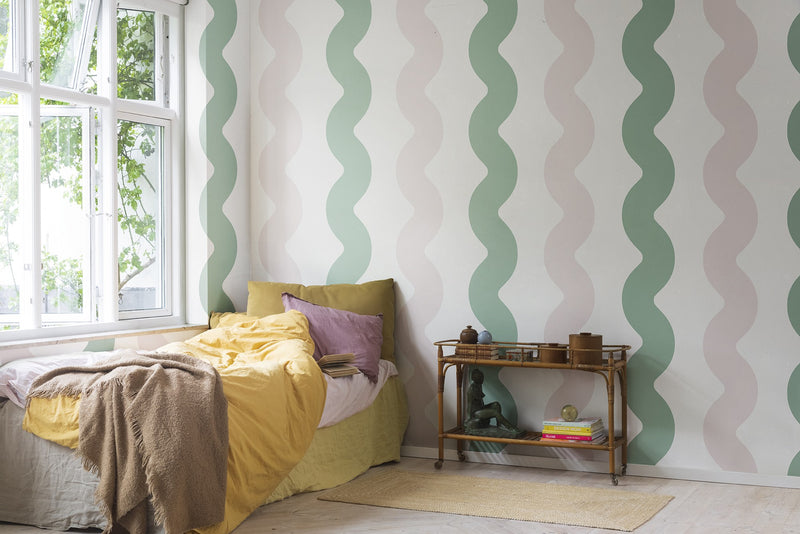 R19424 Wobbly Green & Pink Maximalism Mural by Rebel Walls