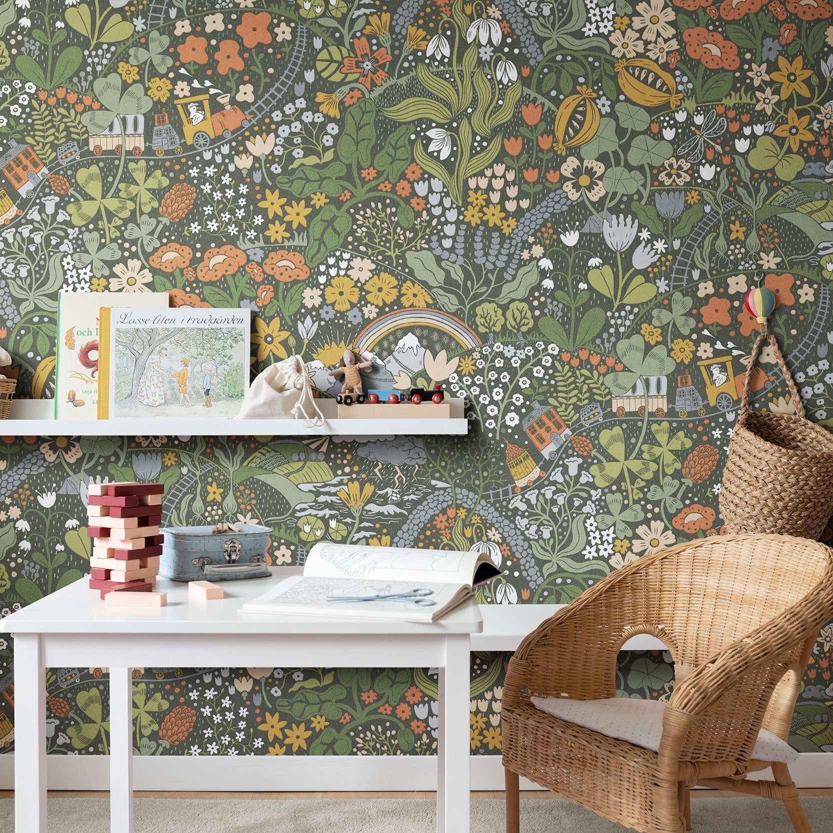 RD29037 Tåget - Digital wall panel Green Wallpaper by Galerie