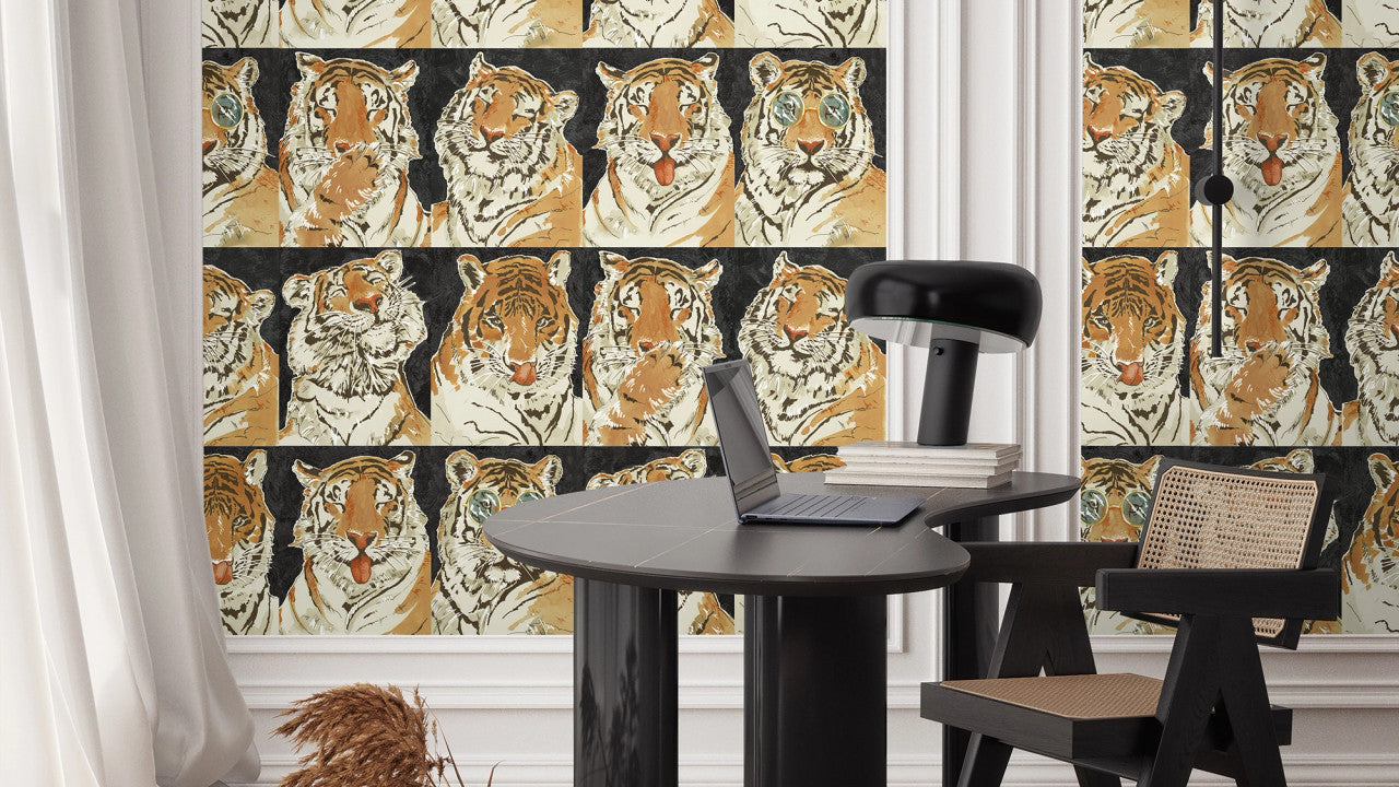 BMWL005/09A Roar Emotions Wild Life Wallpaper by Brand McKenzie