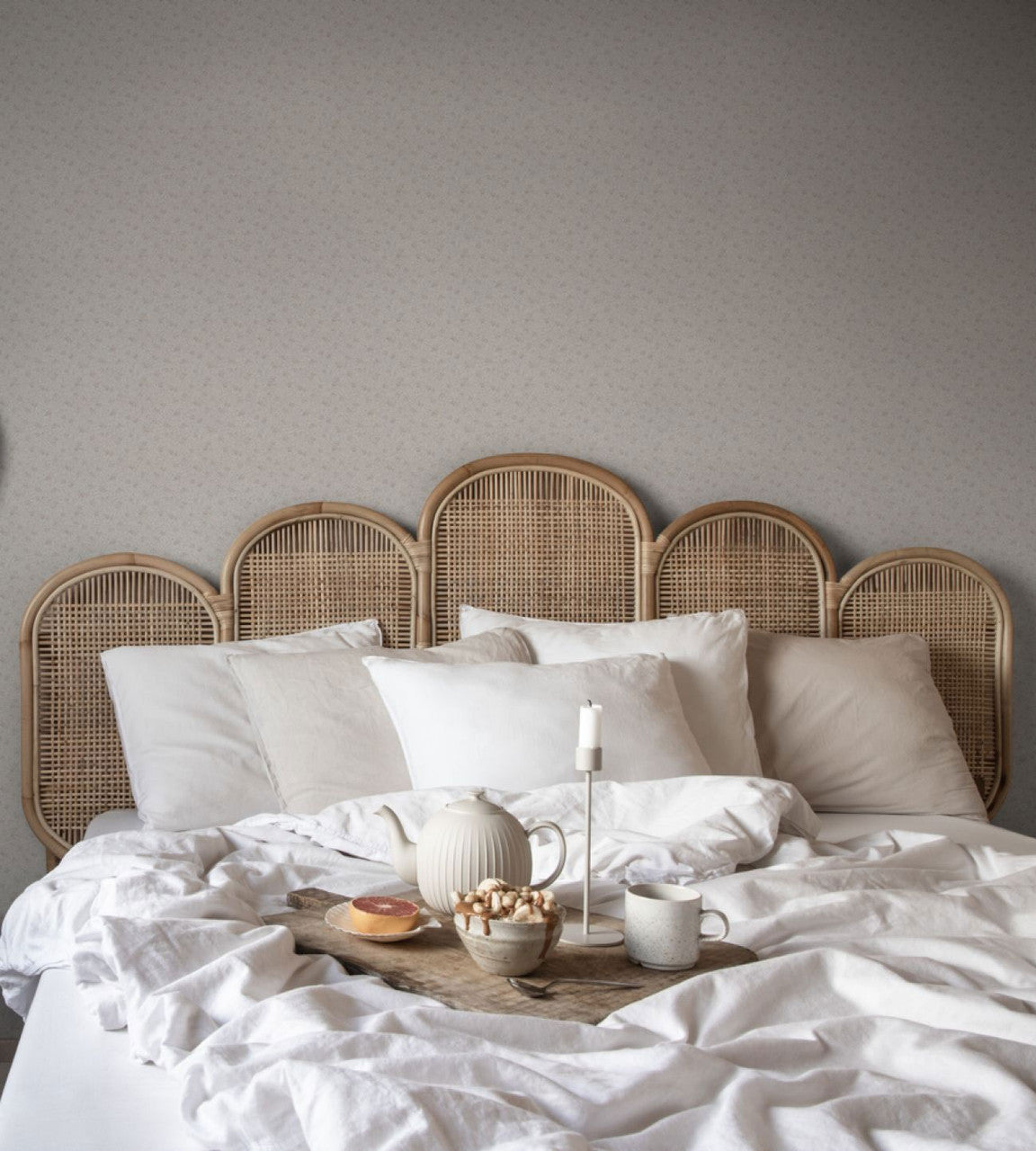 S10122 Stella Jordnara Sage Green Wallpaper By Sandberg