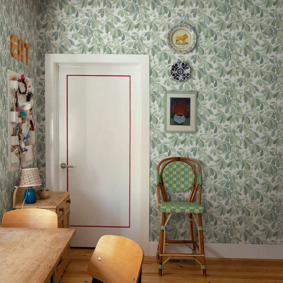 S10144 Kersti Huset I Solen Spring Green Wallpaper By Sandberg