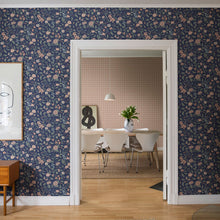 S10167 Till Karin Huset I Solen Midnight Blue Wallpaper By Sandberg