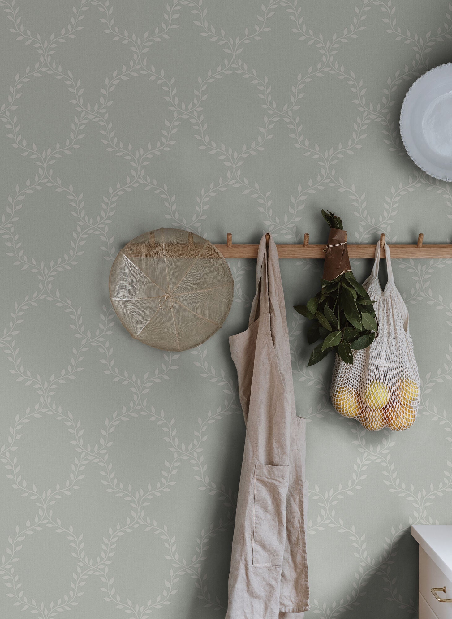 S10201 Sage Green Wilma Villa Dalarö II Wallpaper by Sandberg