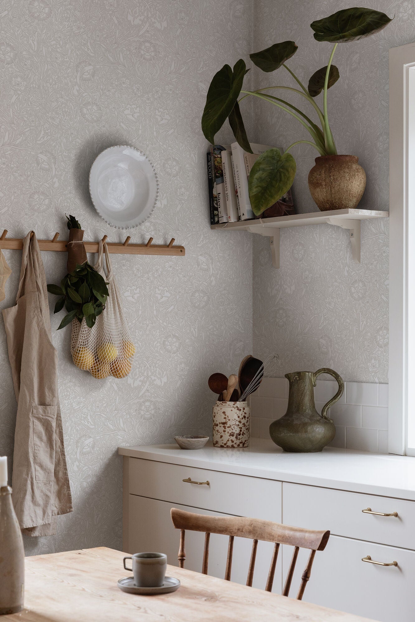 S10209 Sandstone Caroline Villa Dalarö II Wallpaper by Sandberg