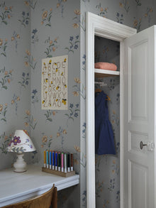 S10393 Misty Blue Hanna Tidlösa Wallpaper by Sandberg