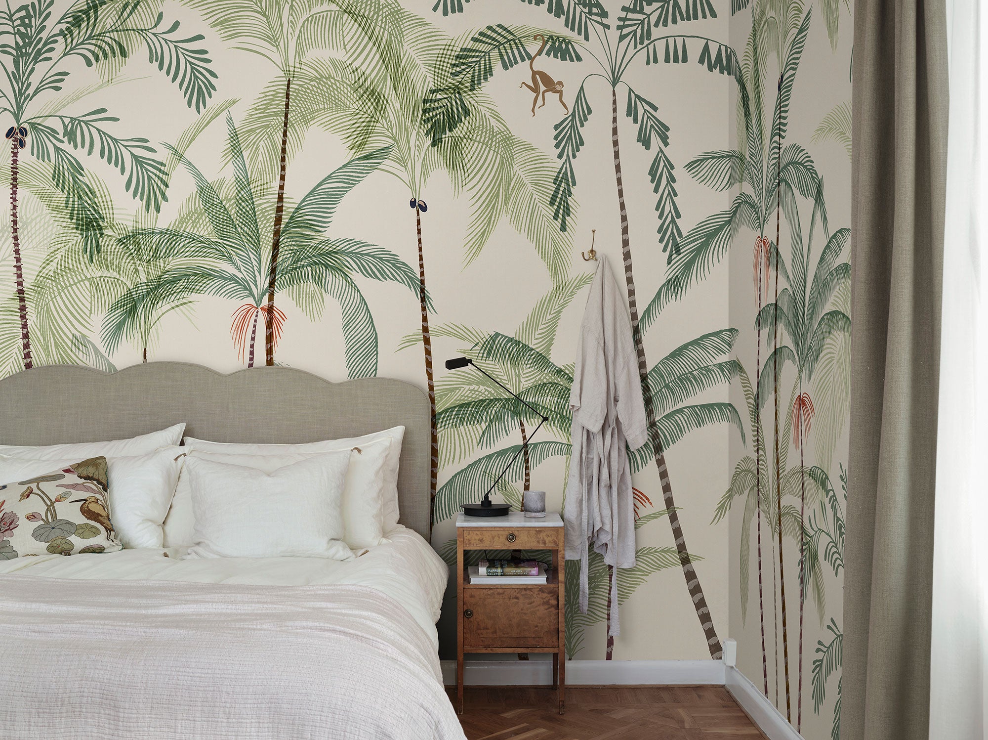 S10430 Green Louie Palm Garden Mural by Sandberg