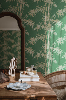S10445 Green Leon Palm Garden Wallpaper by Sandberg