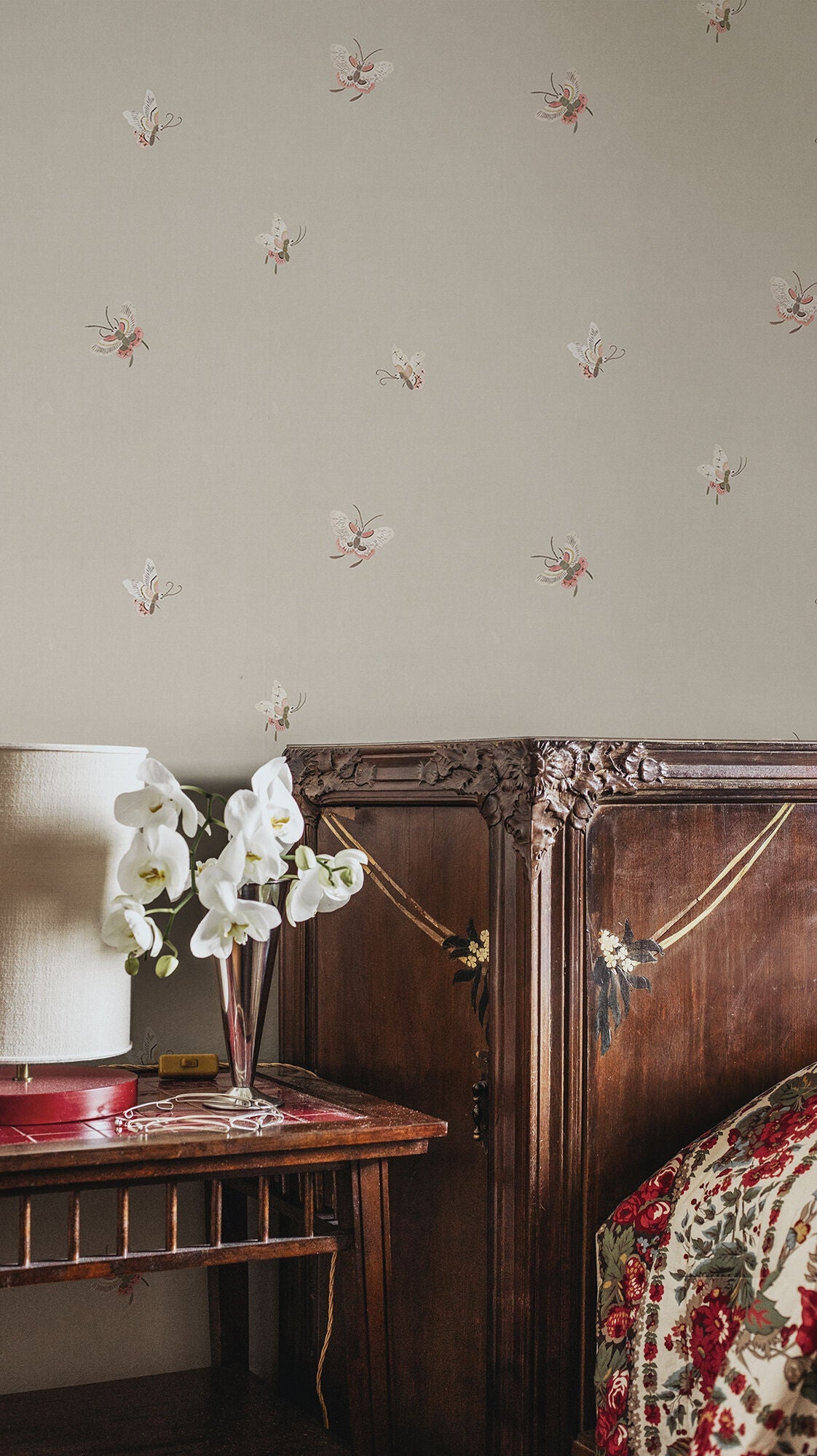 S10447 Sandstone Butterflies Chinoiserie Garden Wallpaper by Sandberg
