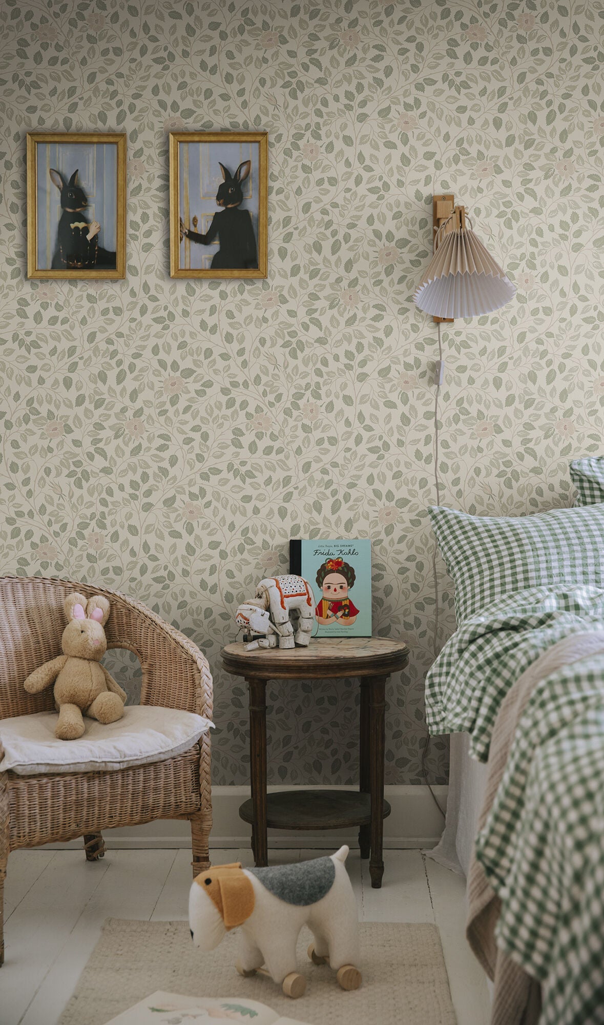 S10462 Spring Green Solliden Ett Hem, Öland Wallpaper by Sandberg