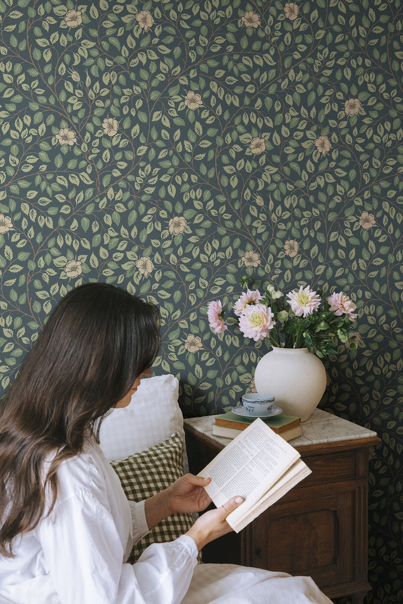 S10465 Midnight Blue Solliden Ett Hem, Öland Wallpaper by Sandberg