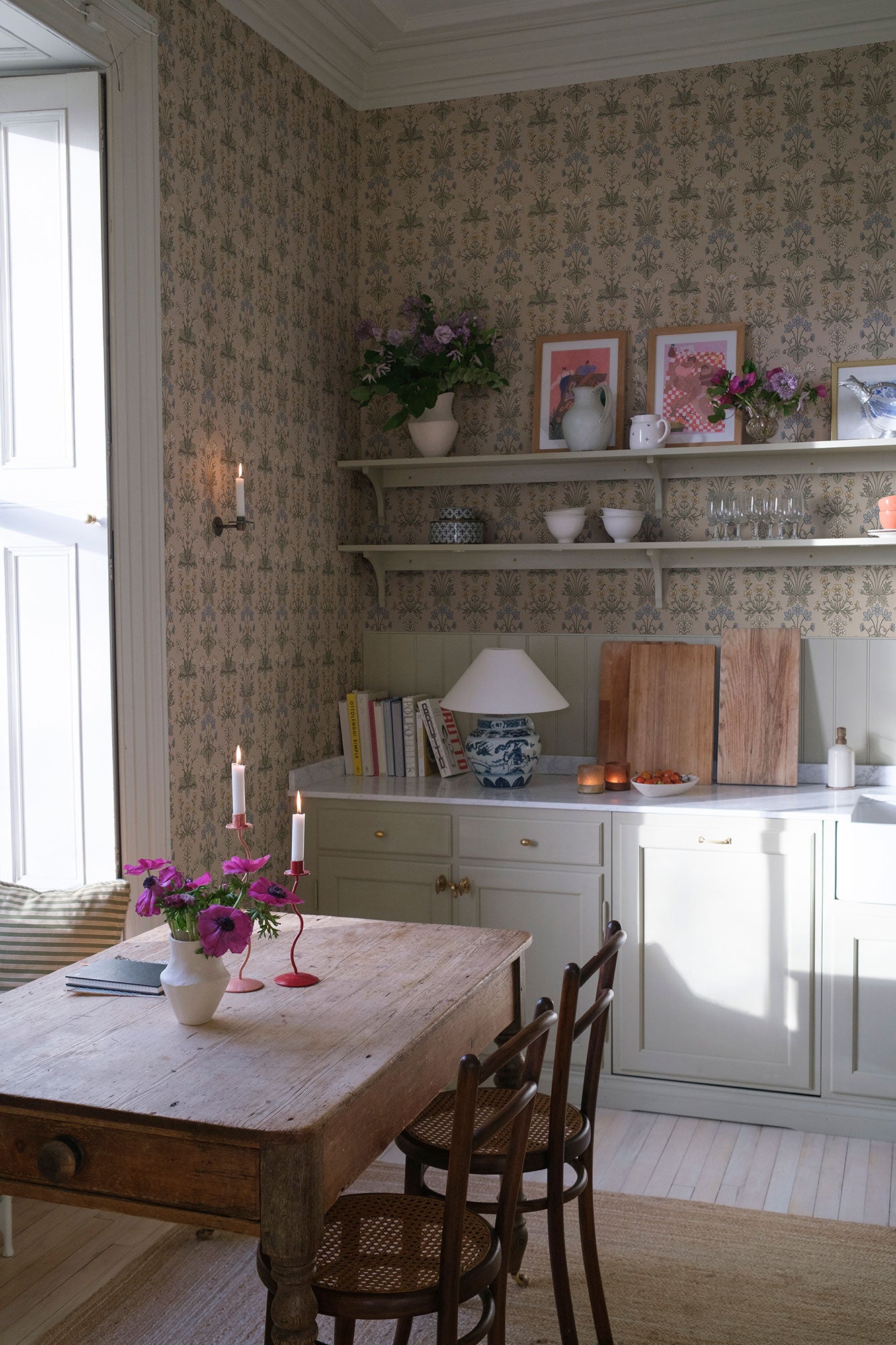 S10476 Clay Maj Ett Hem, Öland Wallpaper by Sandberg