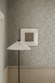 S10494 Misty Blue Simon Trädgården Wallpaper by Sandberg