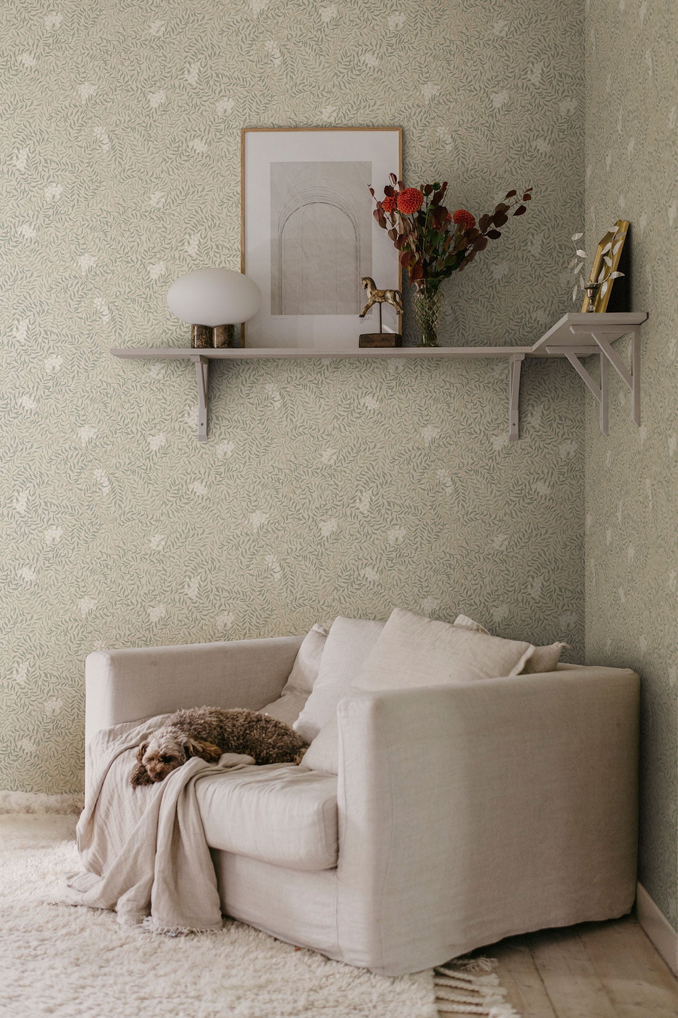 S10497 Sandstone Simon Trädgården Wallpaper by Sandberg