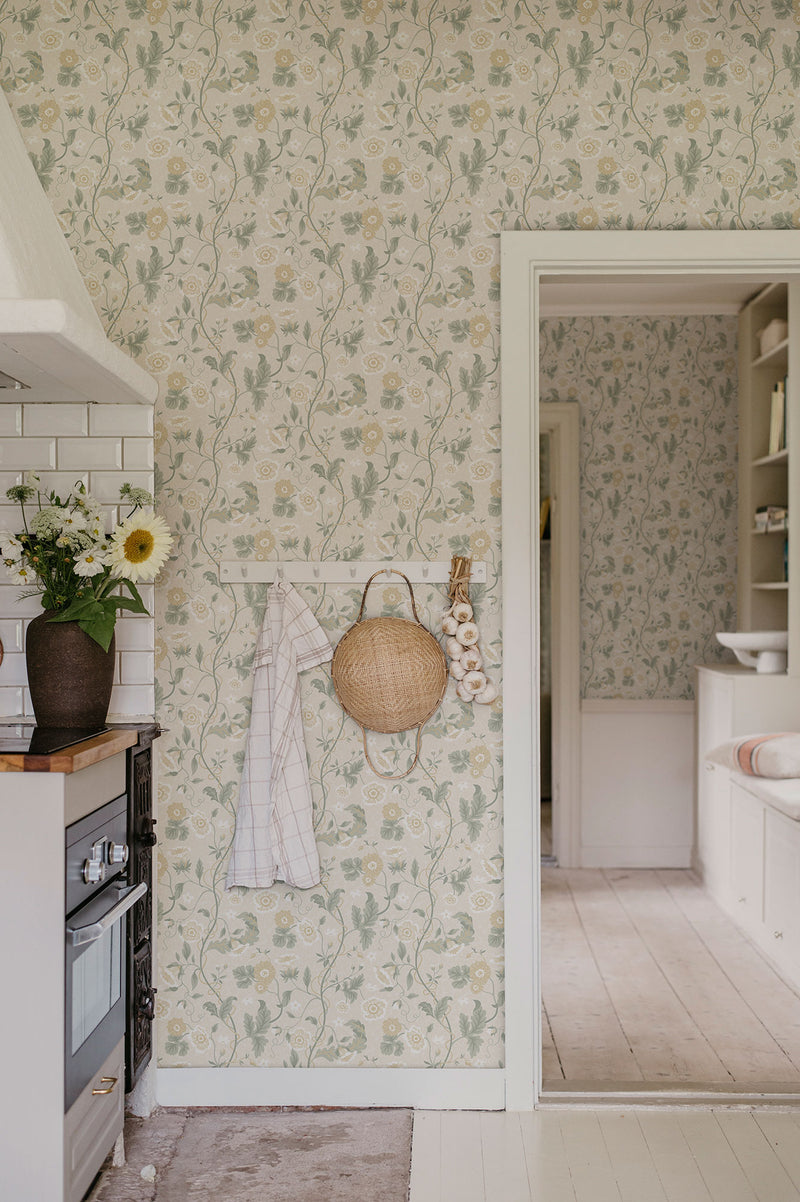 S10498 Sandstone Ulla Trädgården Wallpaper by Sandberg