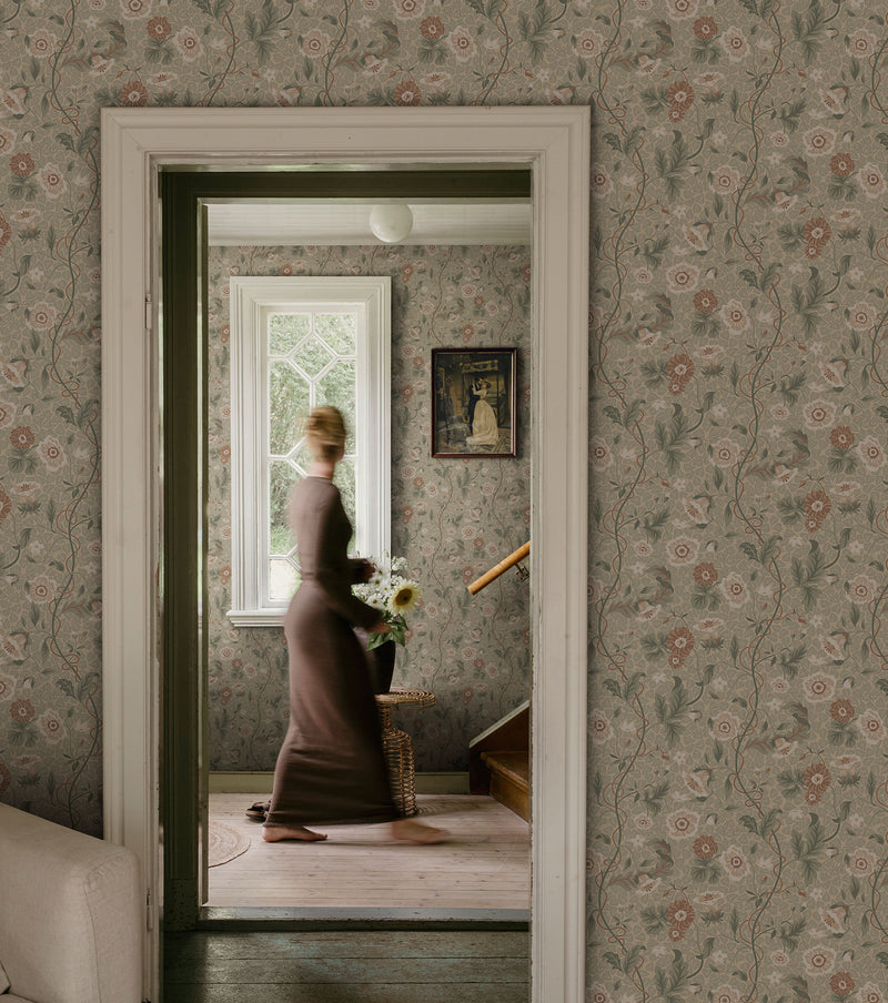 S10499 Garden Green Ulla Trädgården Wallpaper by Sandberg