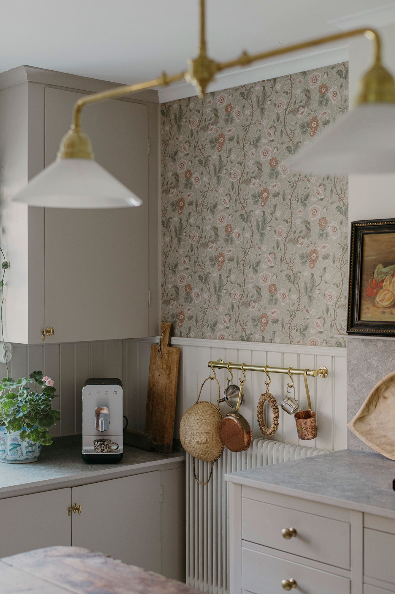 S10499 Garden Green Ulla Trädgården Wallpaper by Sandberg