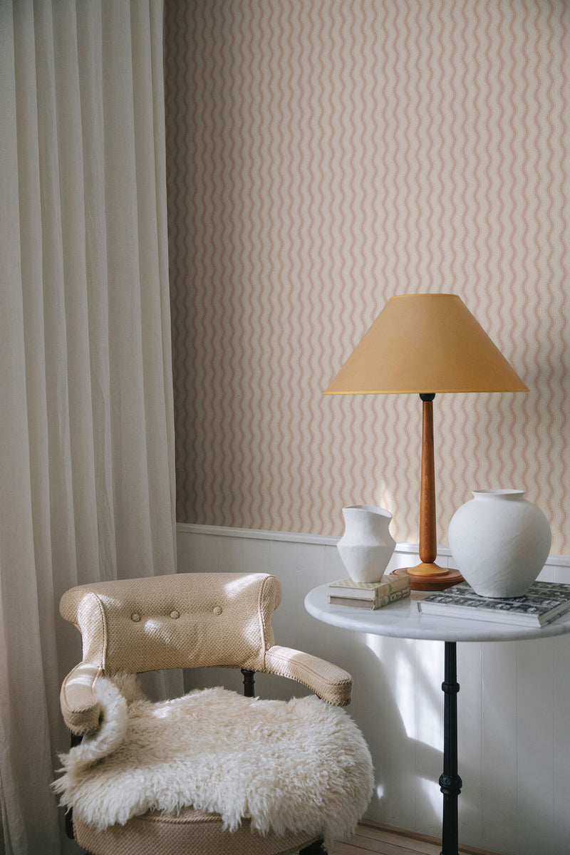S10555 Dusty Pink Erik Ett Hem, Öland Wallpaper by Sandberg