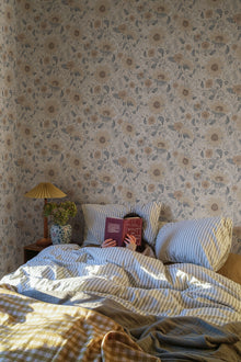 S10556 Misty Blue Solveig Ett Hem, Öland Wallpaper by Sandberg