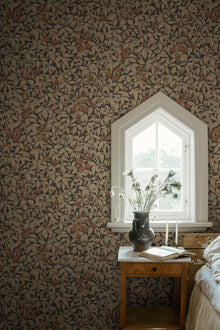 S10559 Charcoal Linnea Trädgården Wallpaper by Sandberg