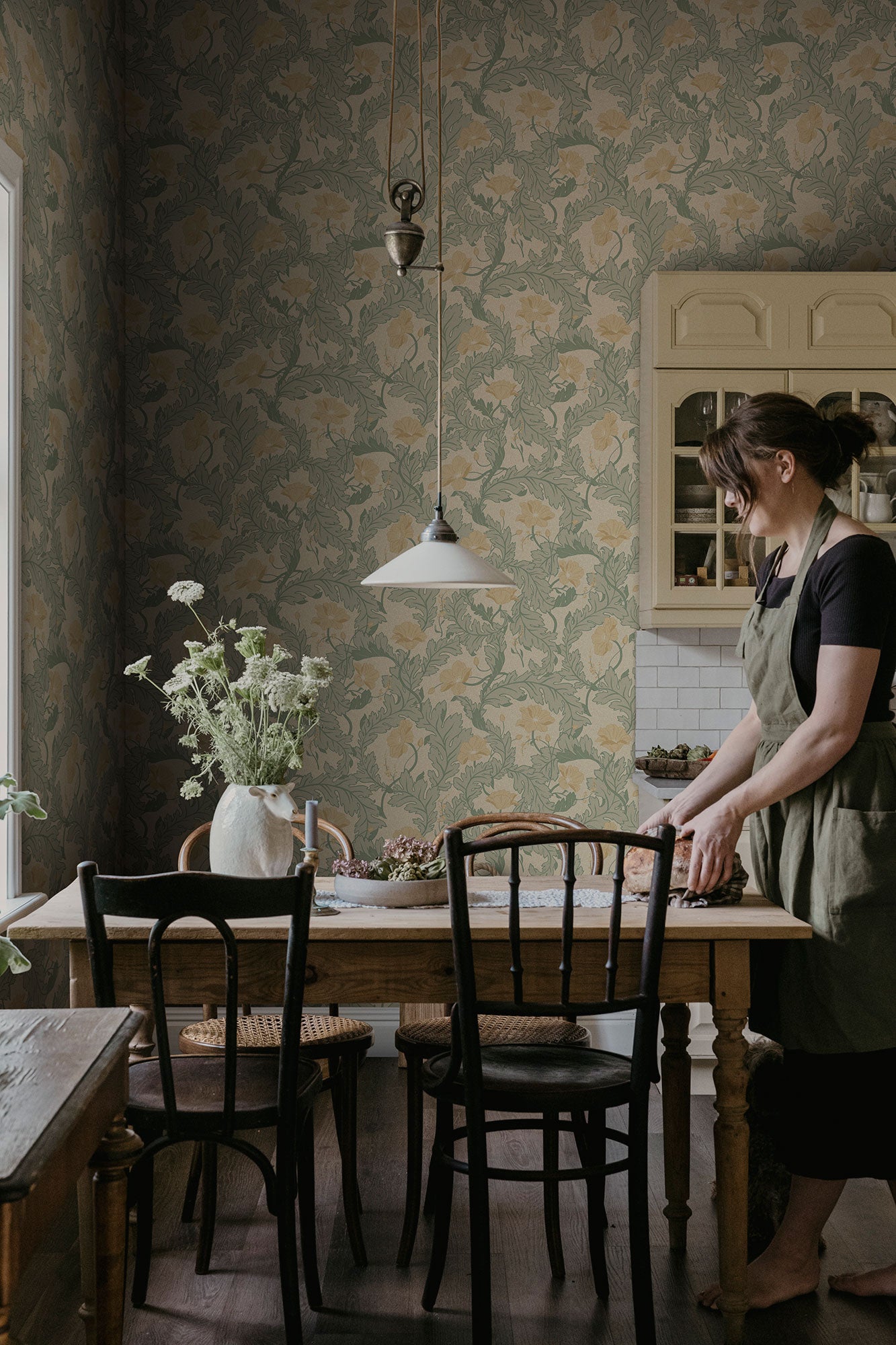 S10560 Yellow Charlotta Trädgården Wallpaper by Sandberg