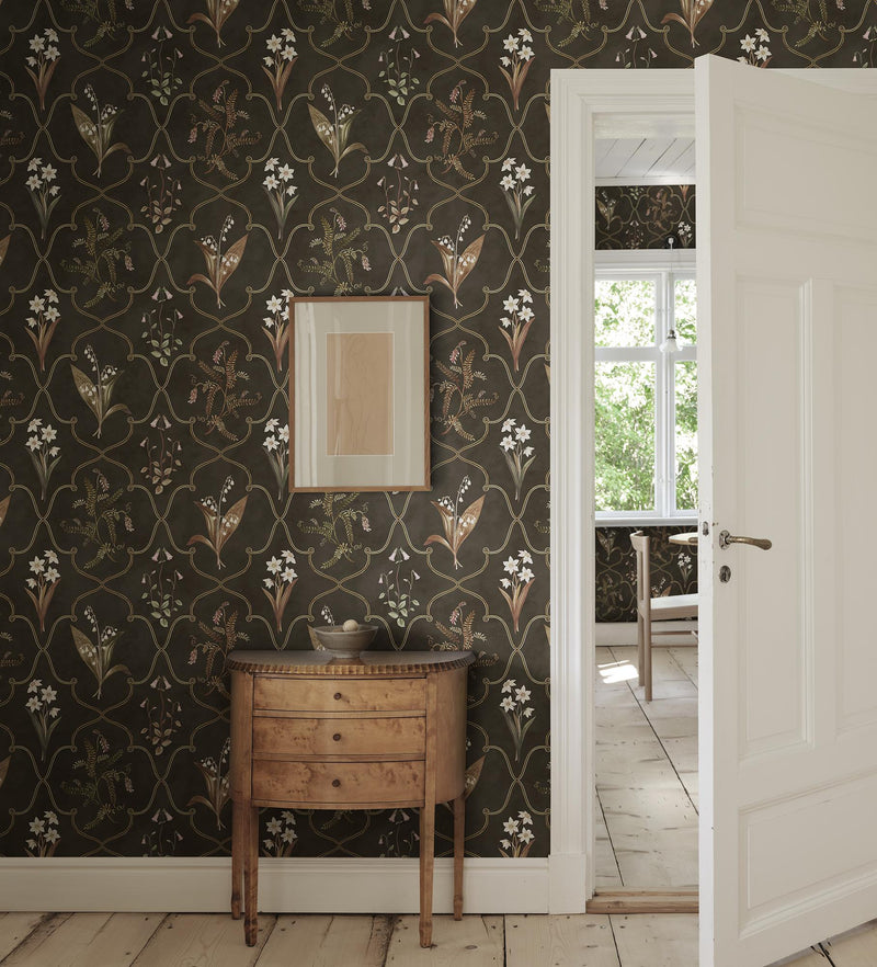 S10577 Dark Louise Herbarium Mural by Sandberg