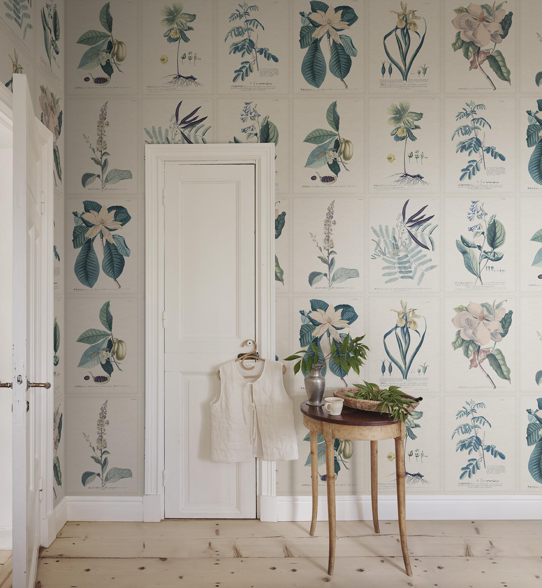 S10589 Blue Flora Herbarium Mural by Sandberg