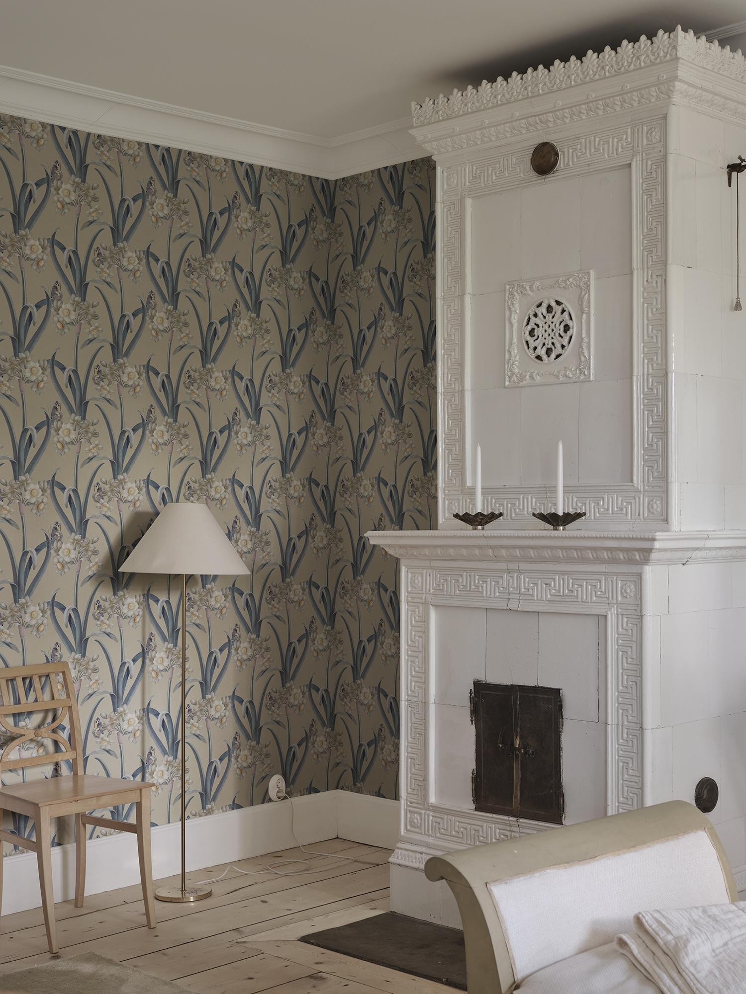 S10601 Blue Lilian Herbarium Mural by Sandberg