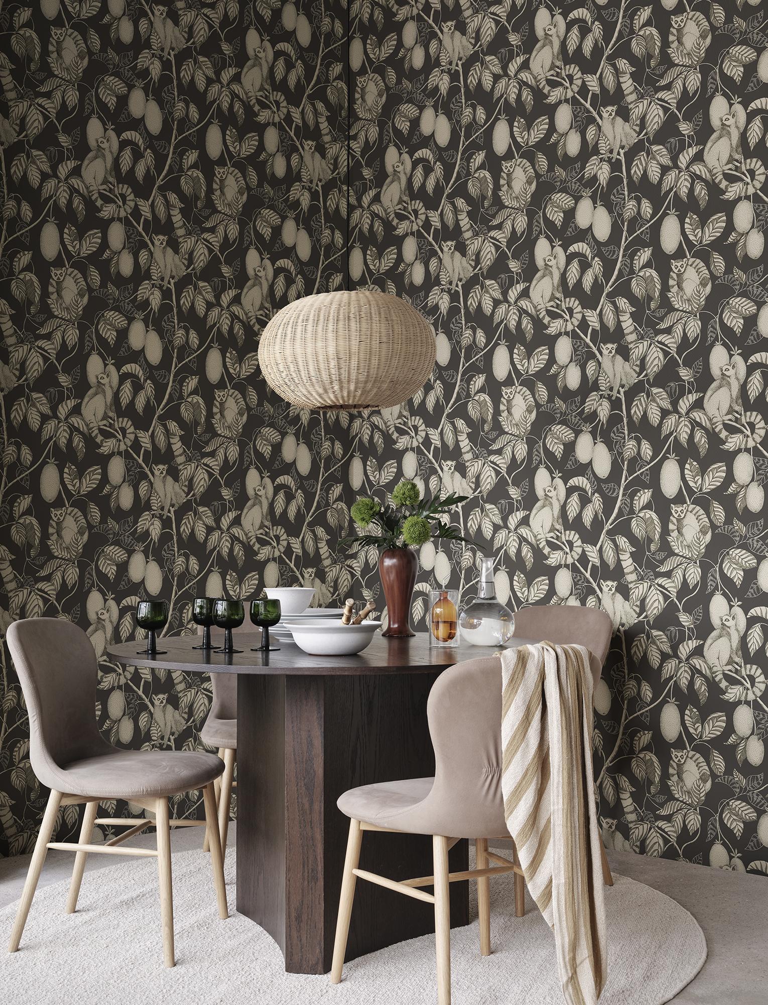 S10631 Graphite Elliot Familjen Wallpaper by Sandberg
