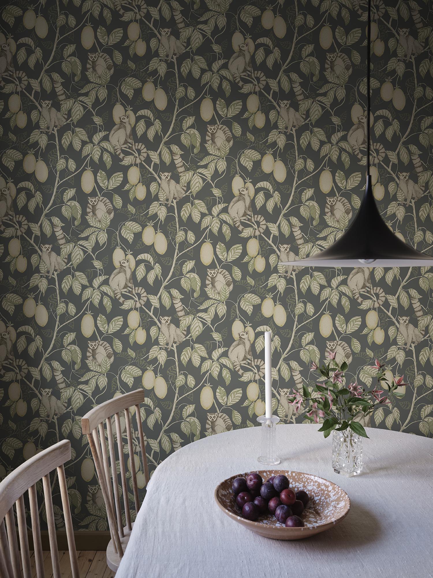 S10632 Dark Blue Elliot Familjen Wallpaper by Sandberg