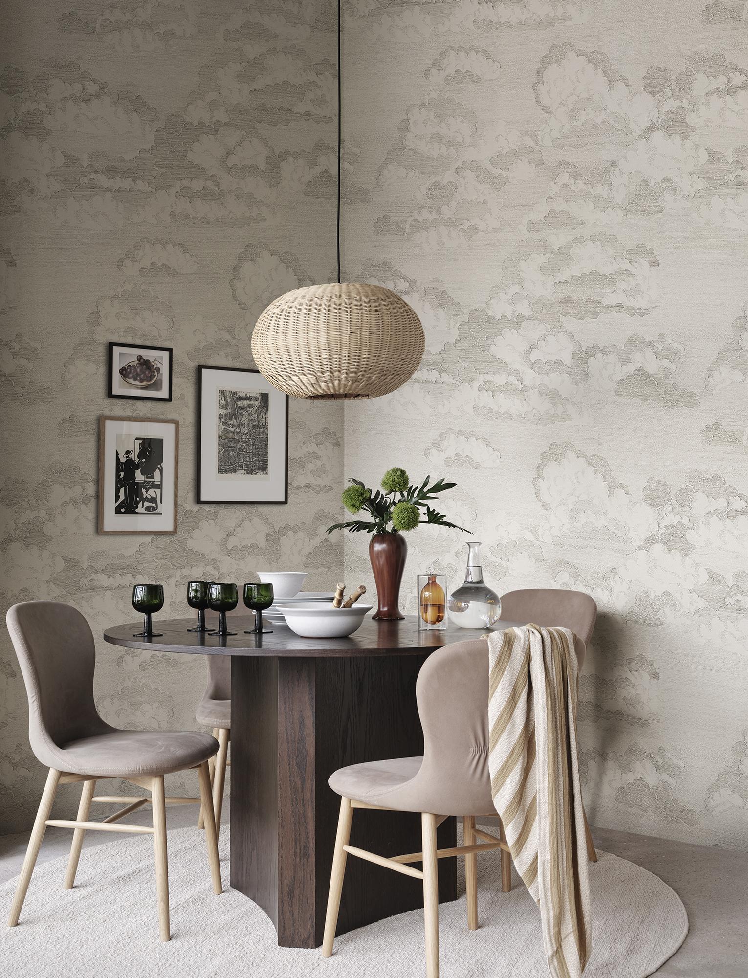 S10646 Graphite Bonnie Familjen Mural by Sandberg
