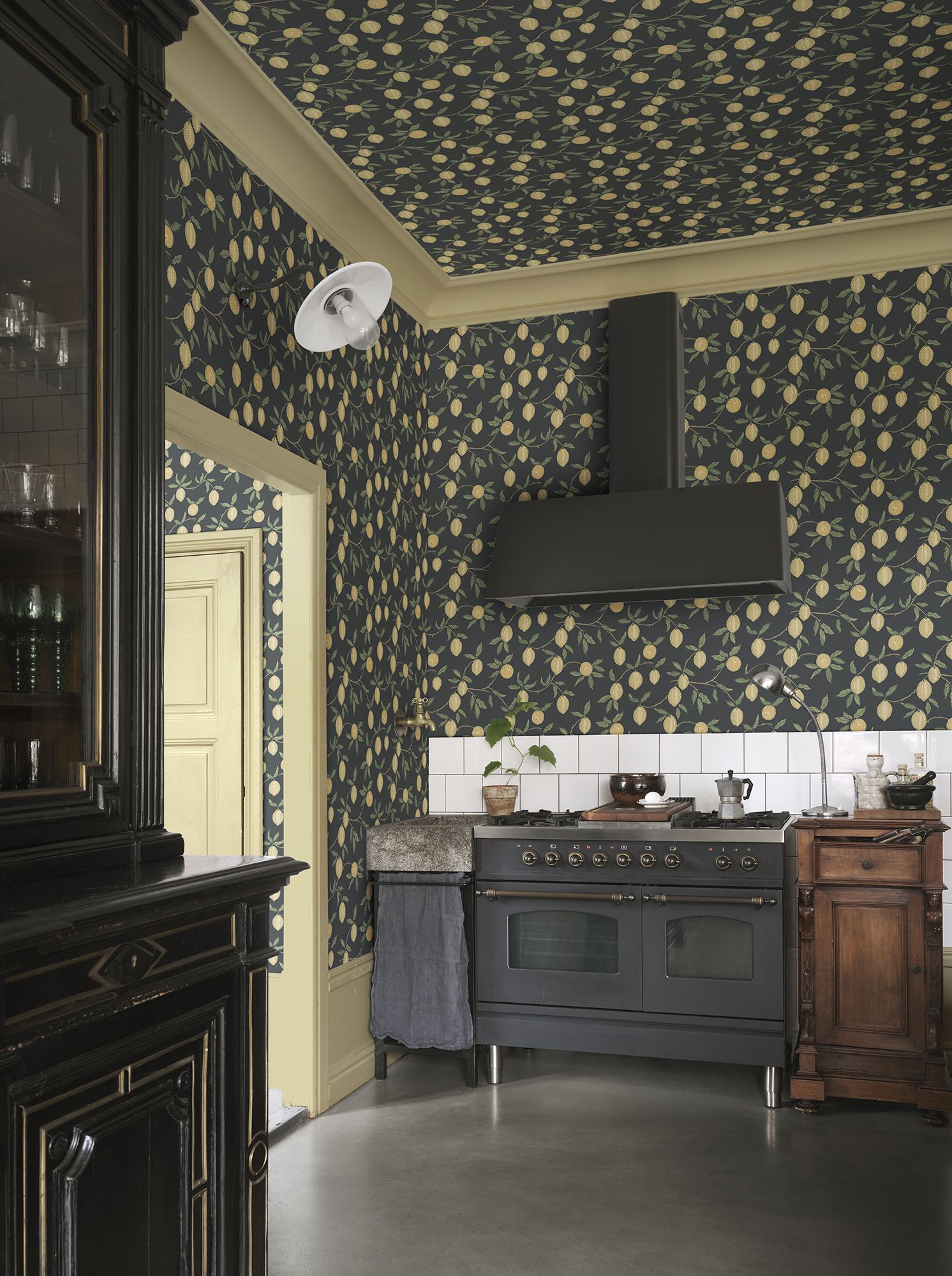 S10668 Limone Charcoal Wallpaper by Sandberg