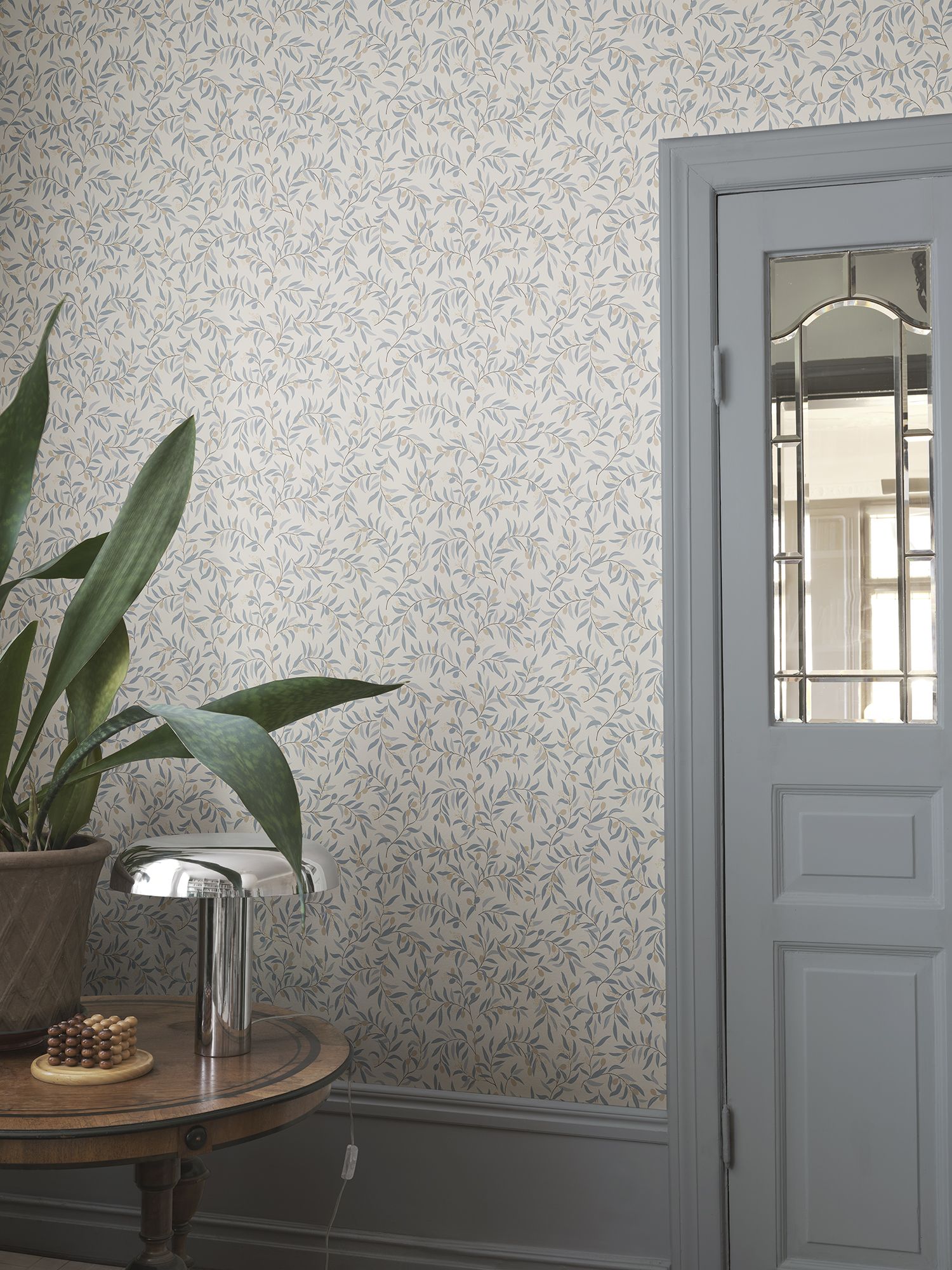 S10680 Olivia Light Blue Wallpaper by Sandberg