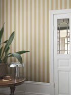 S10700 Sam Honey Wallpaper by Sandberg