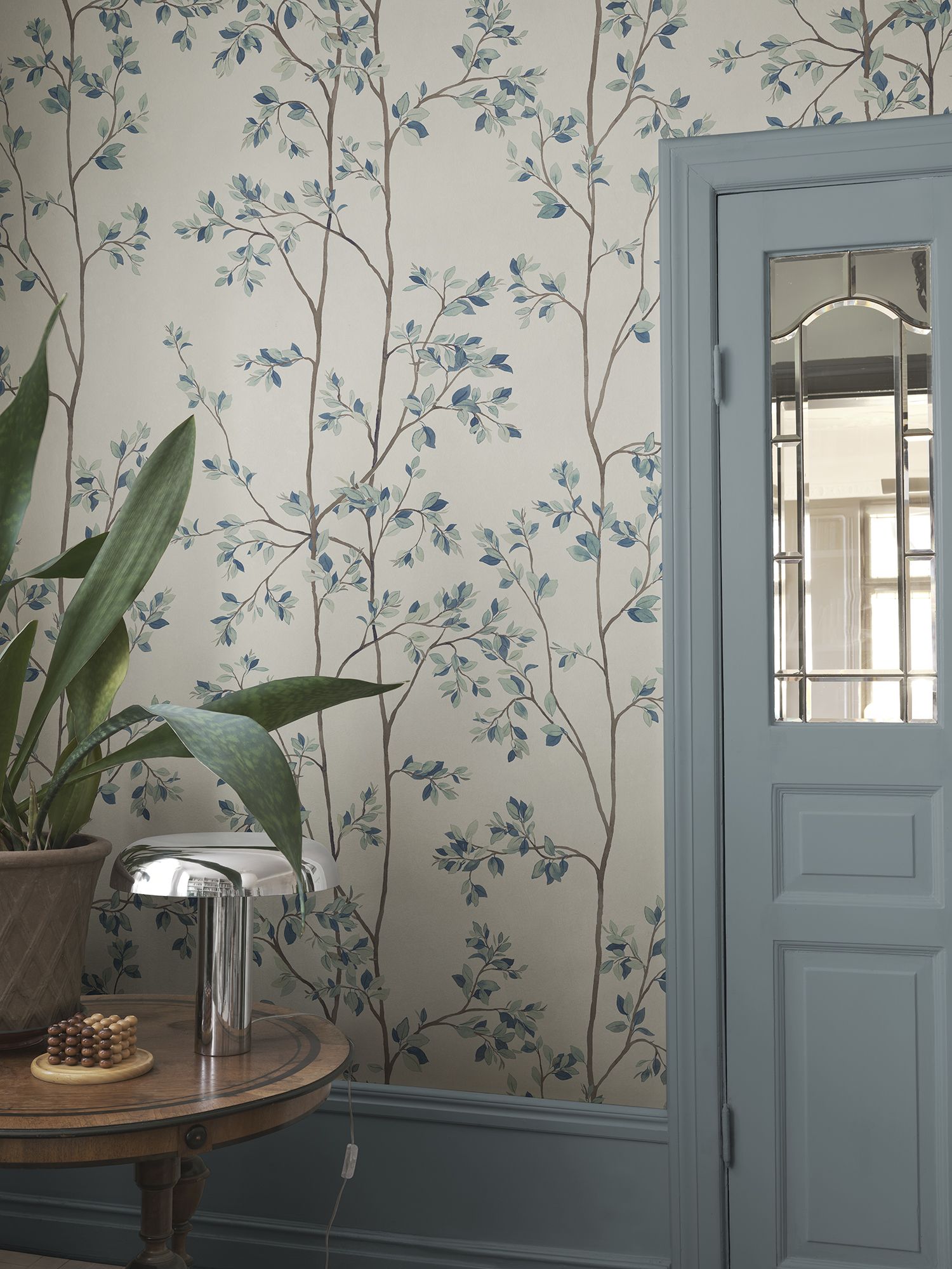 S10701 Laura Blue Mural by Sandberg