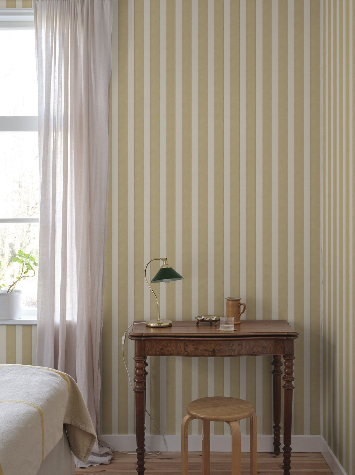 S10748 Henrik Yellow Heritage Wallpaper by Sandberg