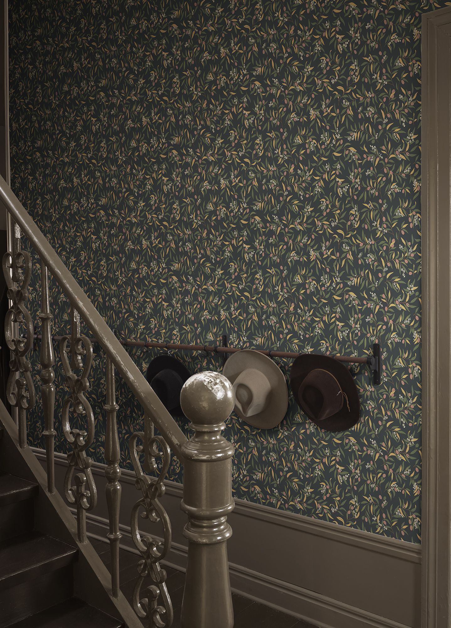 S10807 Olivia Charcoal Wallpaper by Sandberg