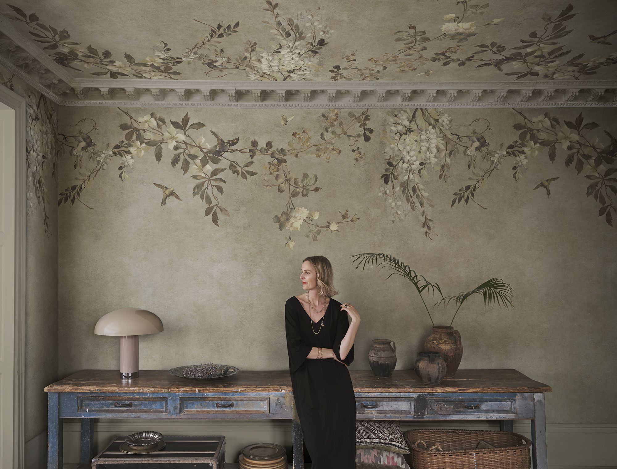 S10811 Nico Beige Mural by Sandberg