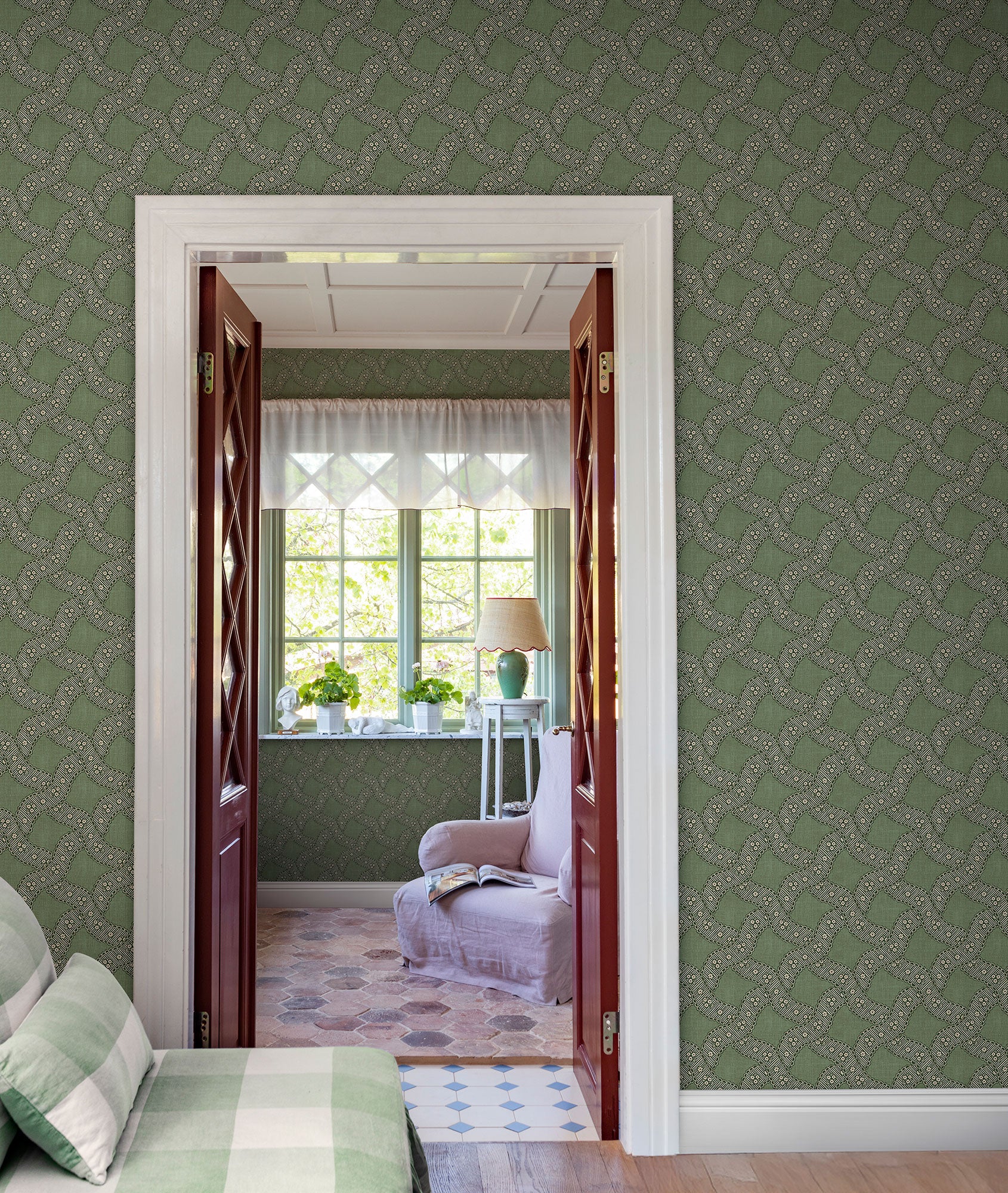 S10822 Green Annie Rosa & Friends Wallpaper by Sandberg