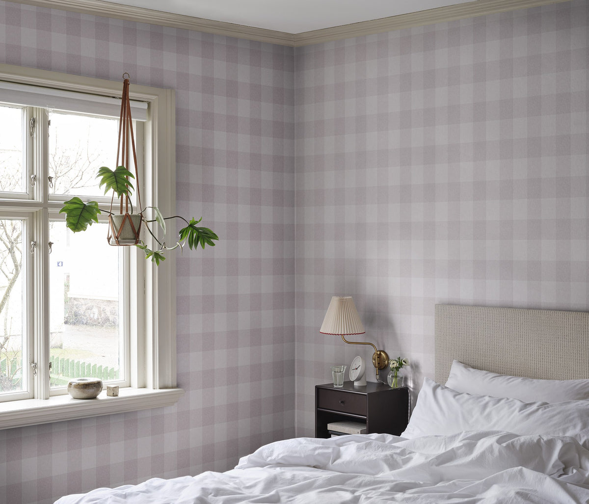 S11015 Lykke Lilac Villa Dalarö II Wallpaper by Sandberg