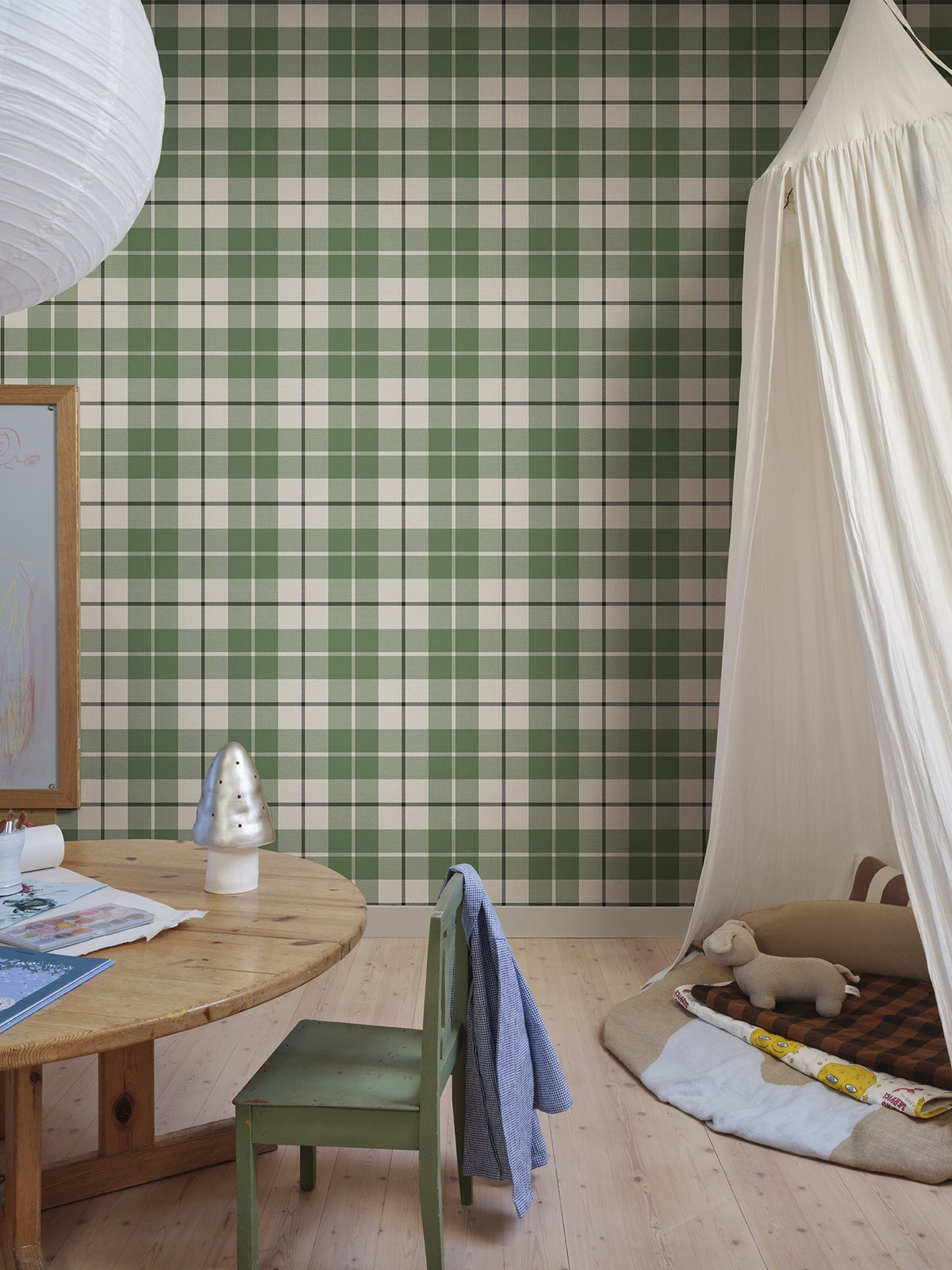 S11019 Ranold Forest Green Heritage Wallpaper by Sandberg