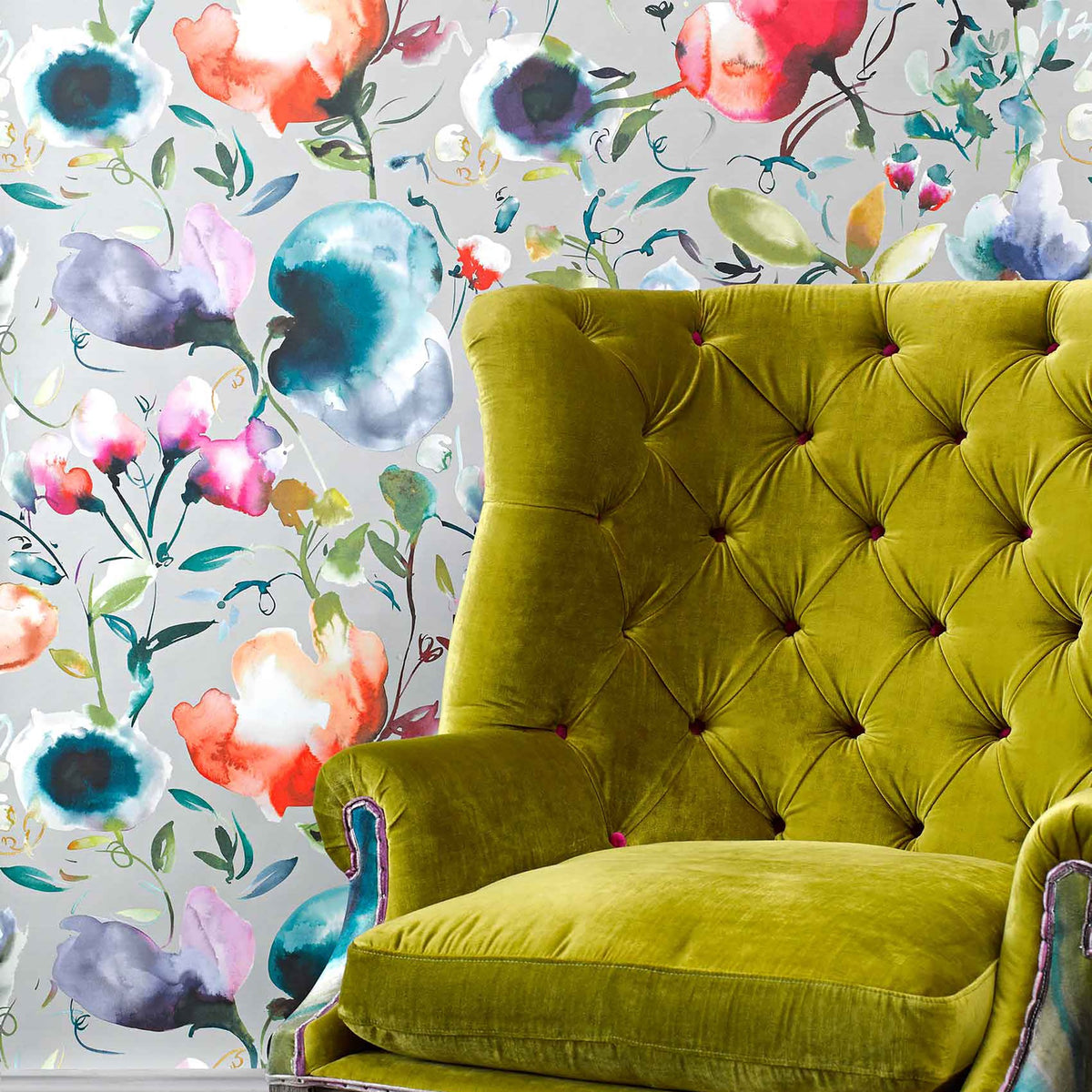 Satanta Lotus Wallpaper by Voyage Maison | SATANTA/WPO/LOT